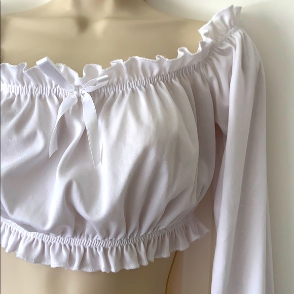 SOLD Brand New 🏴‍☠️ Pirate peasant crop top 🏴‍☠️ - Picture 1 of 3